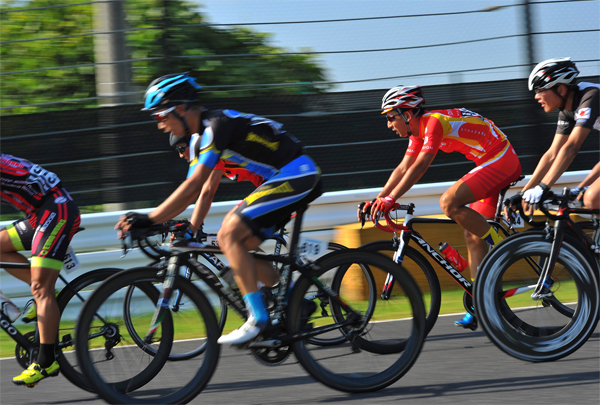 スタッフ太田の集団内での走り方講座 イベント情報 ストラーダバイシクルズ