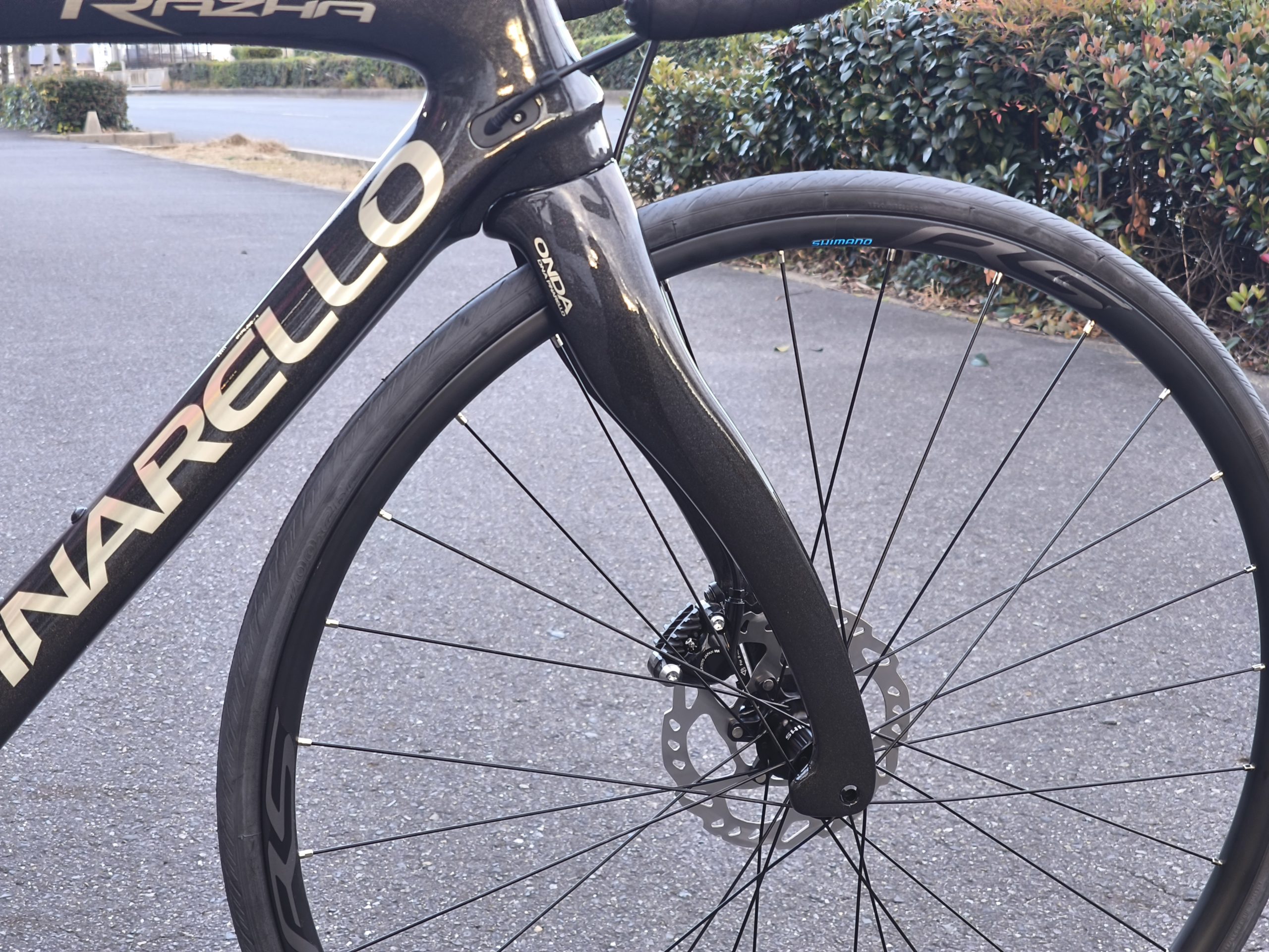 これぞPINARELLO！ONDAフォーク＆ステーの「RAZHA DISK」 | お知らせ